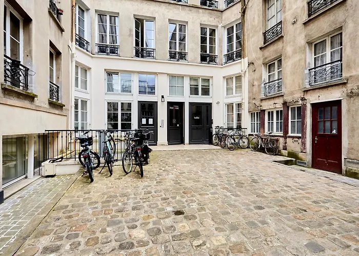 Duplex Center Of Paris By Studioprestige
